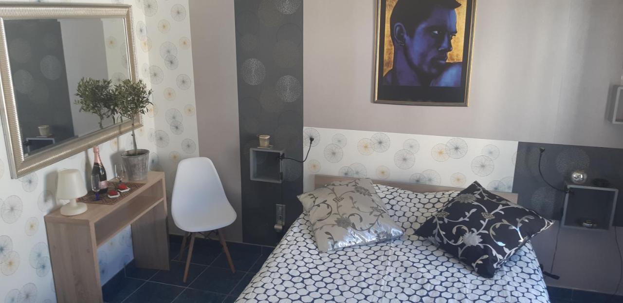 Patrick&Pierre Bed And Breakfast Ним Екстериор снимка